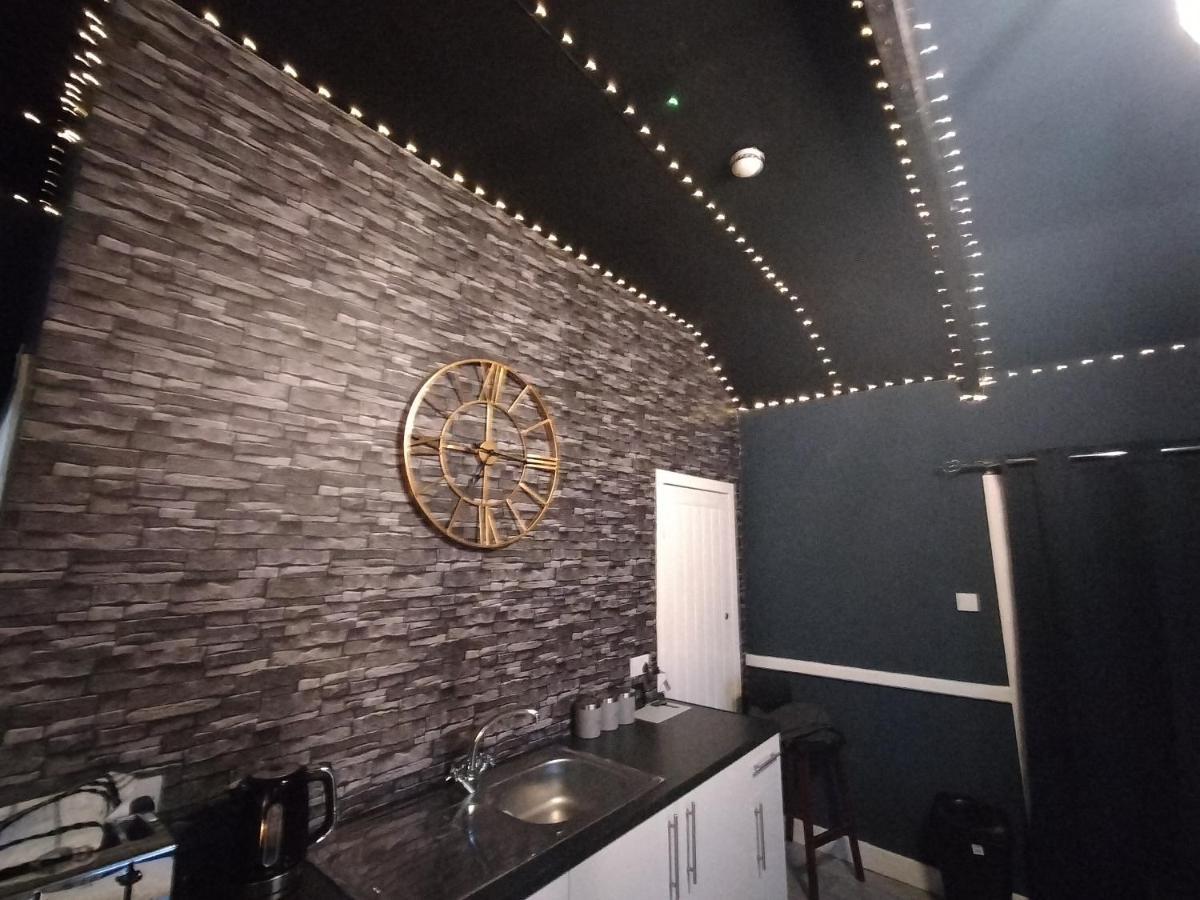 The New Accommodation Free Complementary Breakfast Tibshelf Kültér fotó