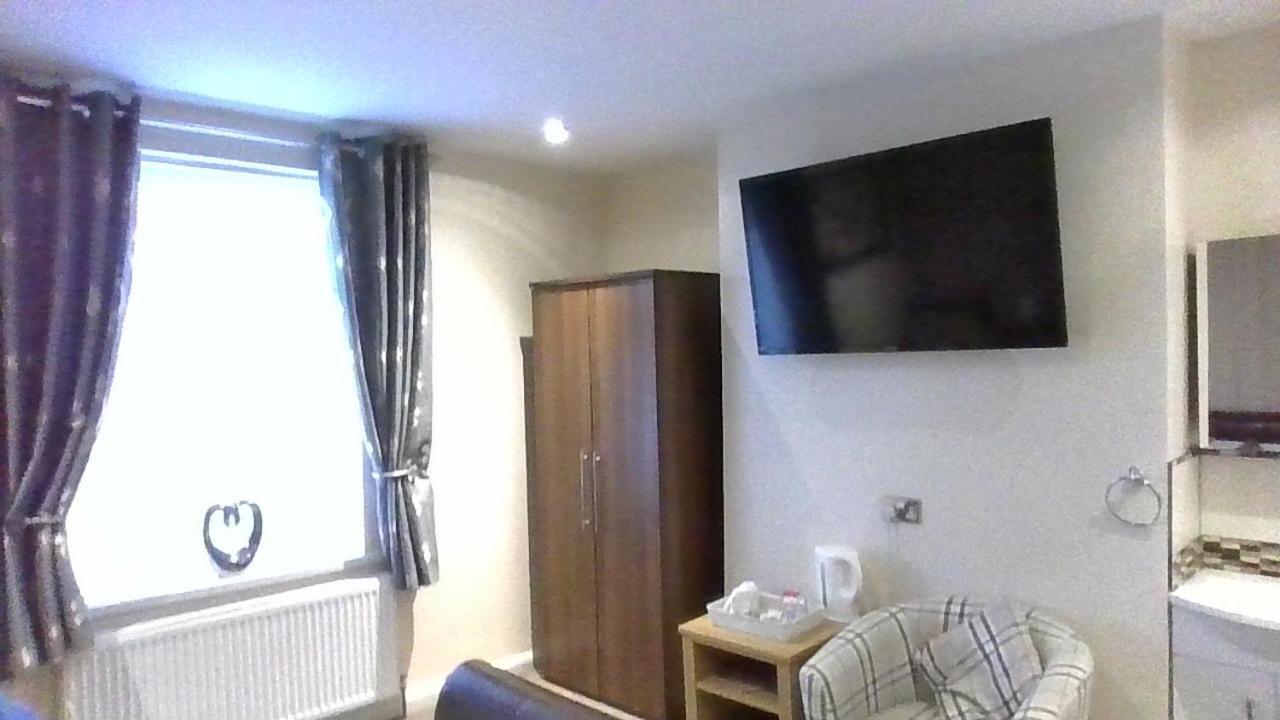 The New Accommodation Free Complementary Breakfast Tibshelf Kültér fotó