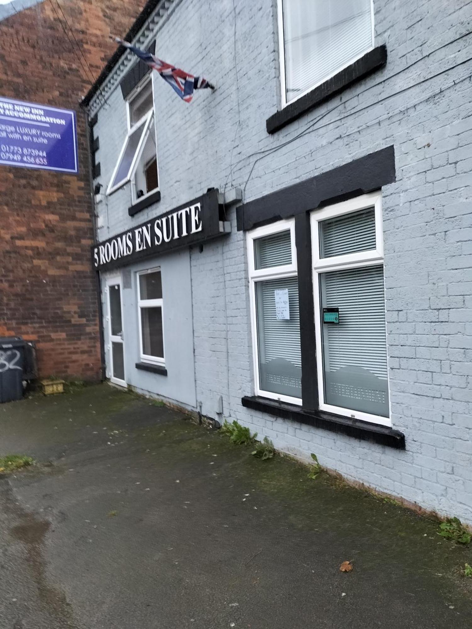 The New Accommodation Free Complementary Breakfast Tibshelf Szoba fotó
